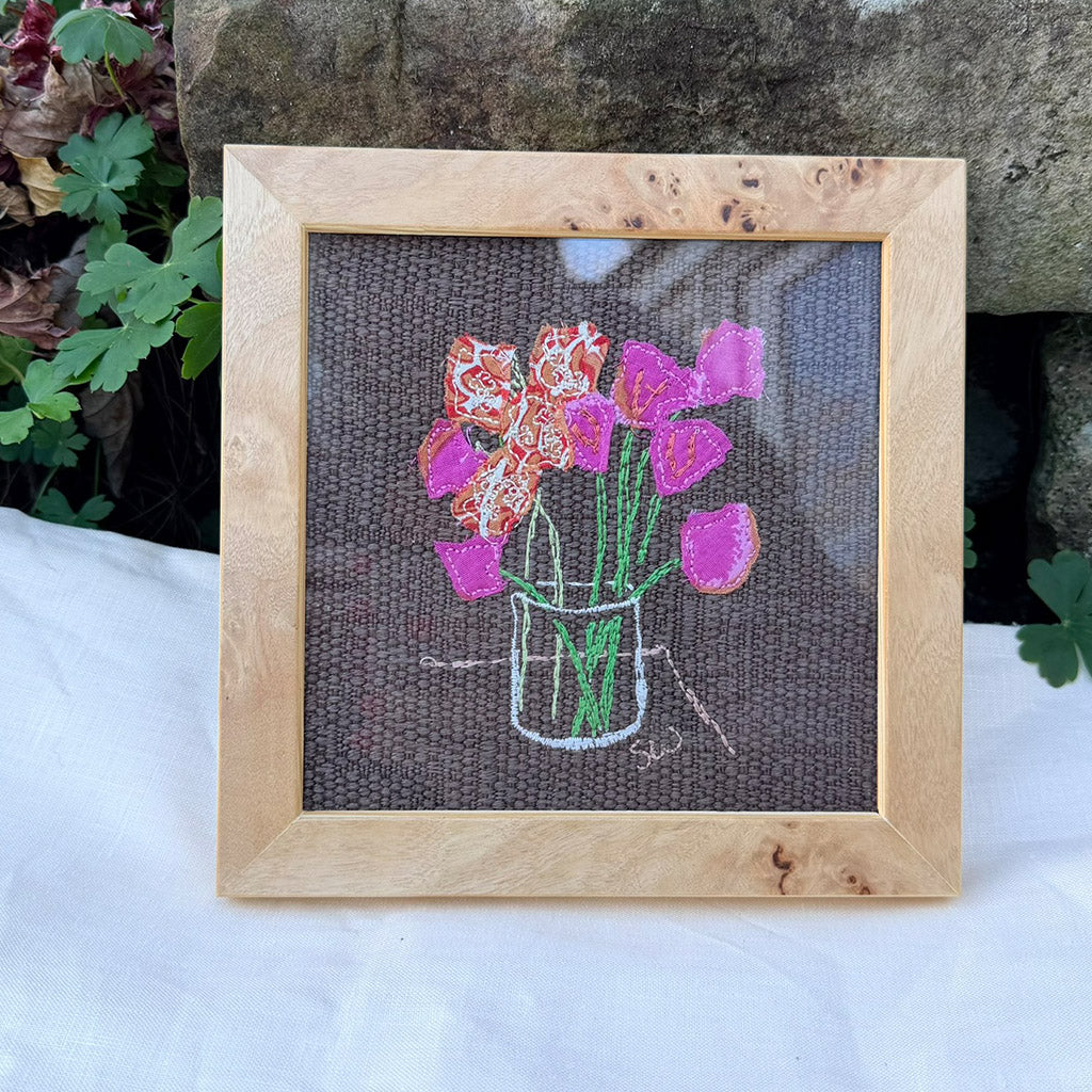 Mini Pink flowers on brown